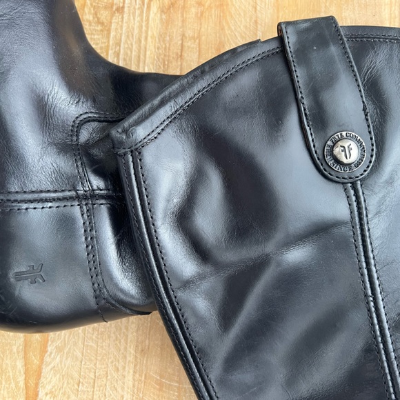 New Frye Melissa Button Inside Zip In Black Size 6B - Picture 9 of 9